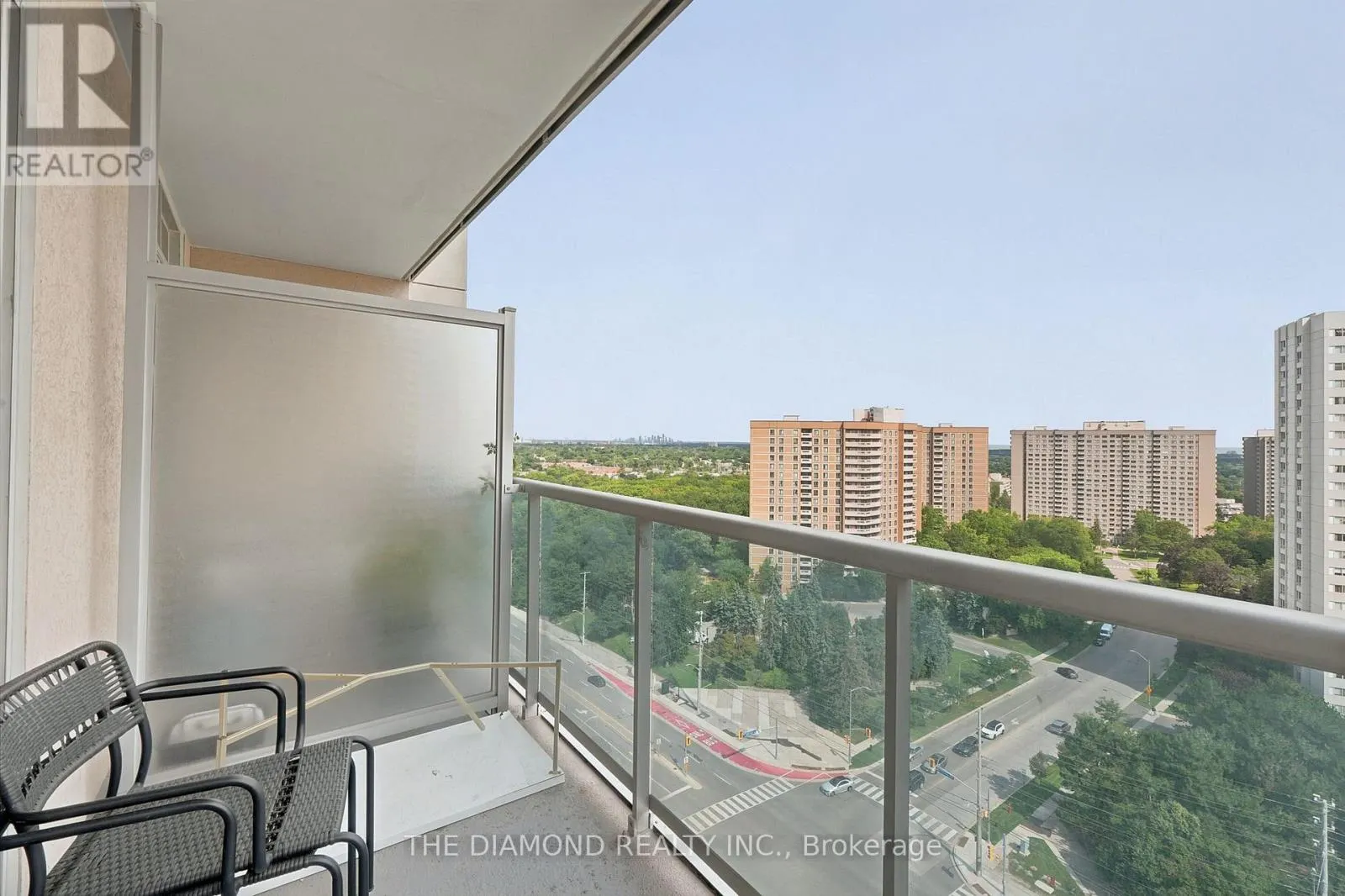 1505 - 90 ABSOLUTE AVENUE