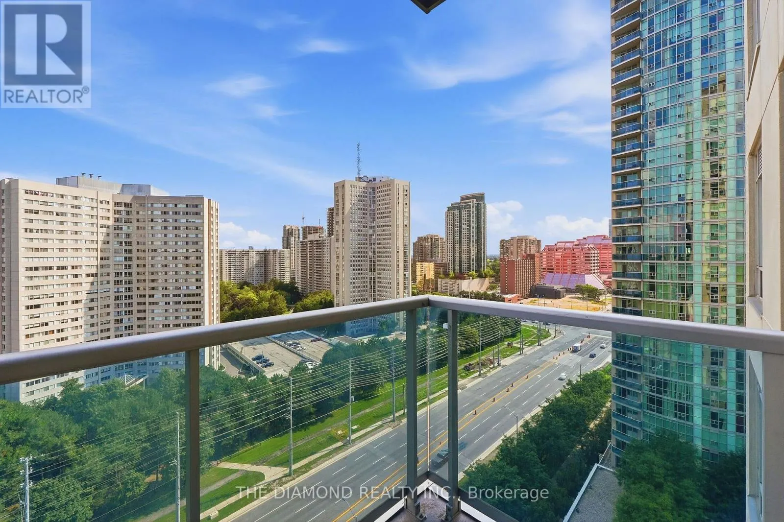 1505 - 90 ABSOLUTE AVENUE