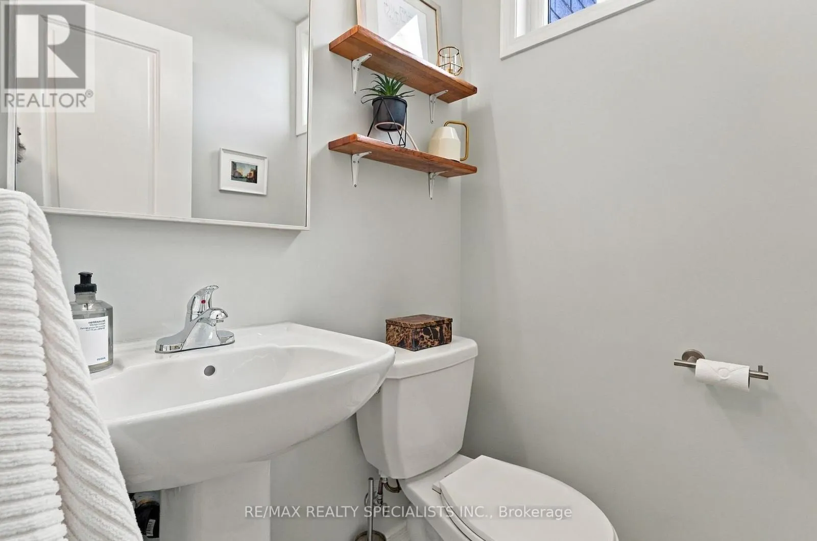 5 - 24 FIELDWAY ROAD