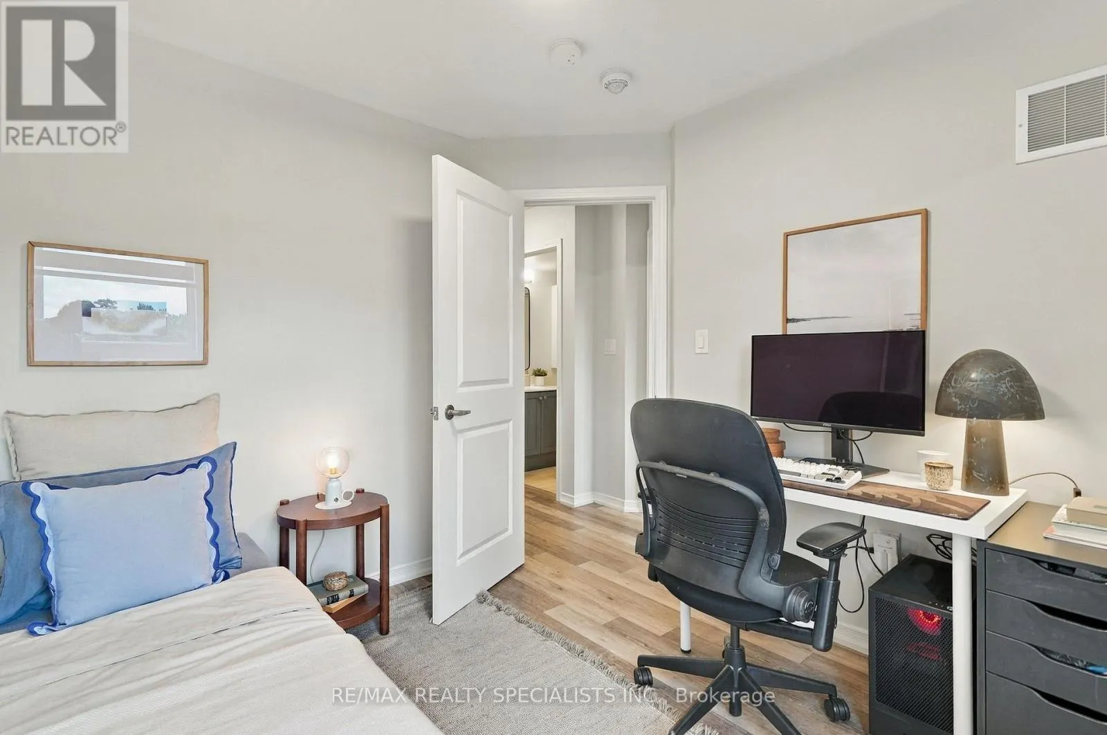 5 - 24 FIELDWAY ROAD