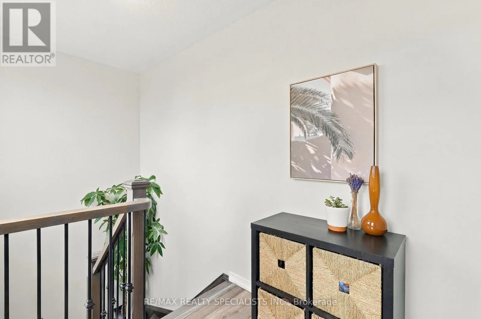 5 - 24 FIELDWAY ROAD