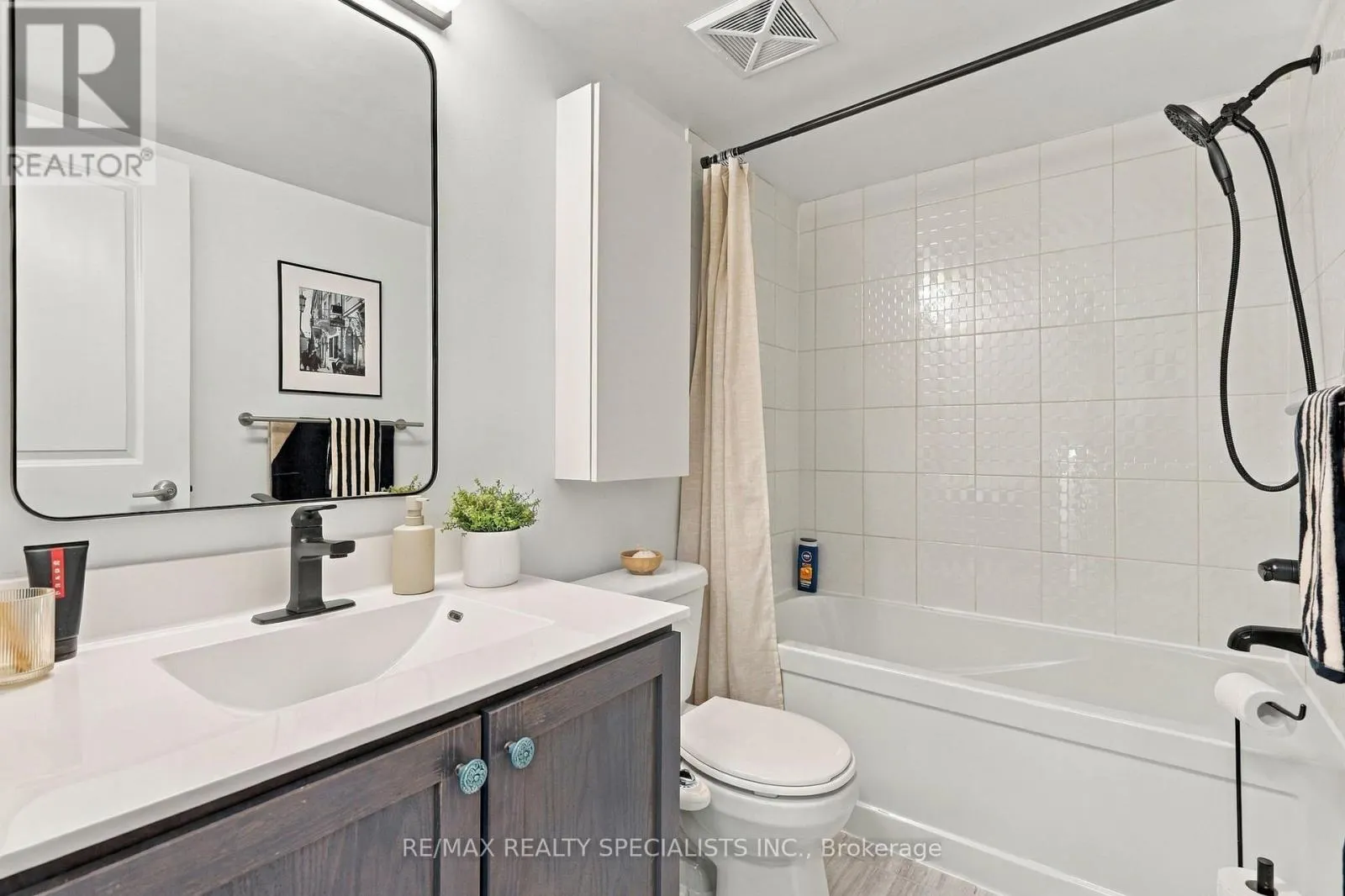 5 - 24 FIELDWAY ROAD