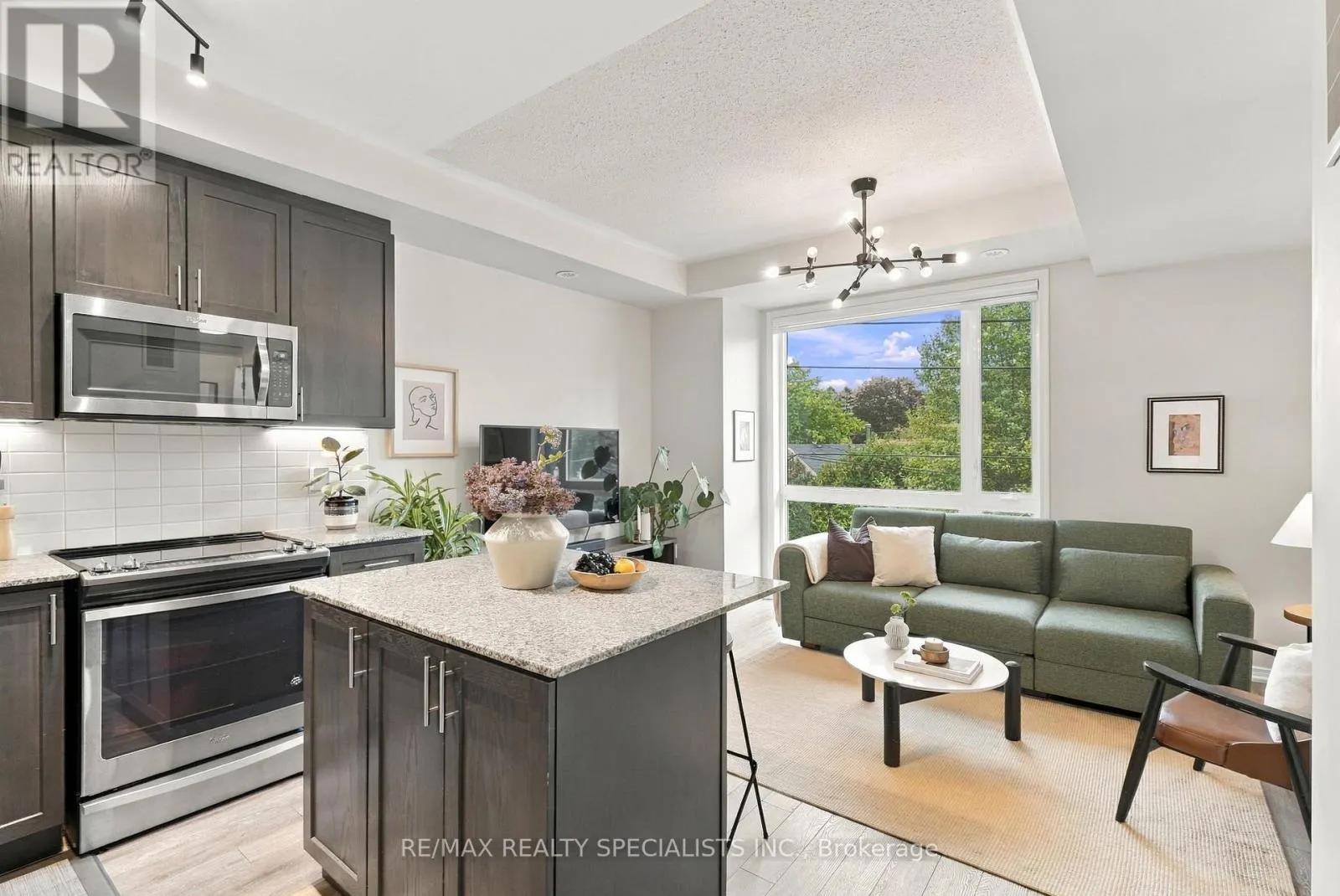 5 - 24 FIELDWAY ROAD