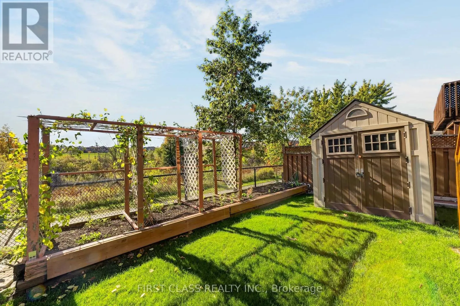 38 PACIFIC WIND CRESCENT