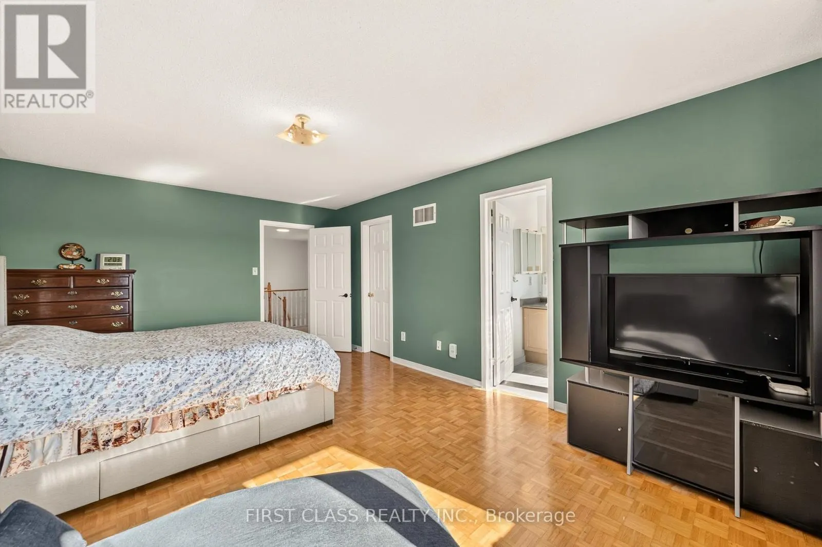 38 PACIFIC WIND CRESCENT