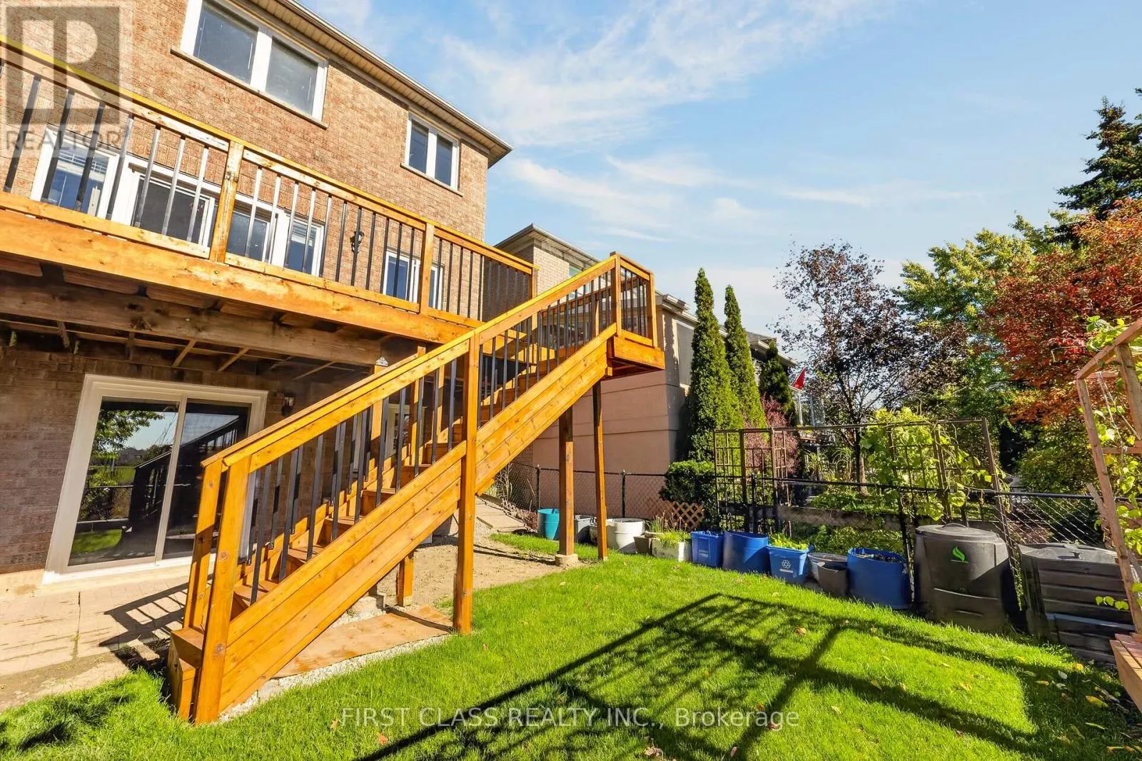 38 PACIFIC WIND CRESCENT