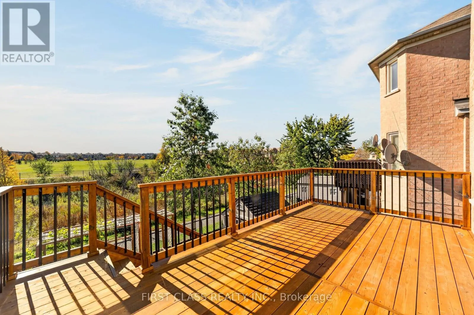 38 PACIFIC WIND CRESCENT