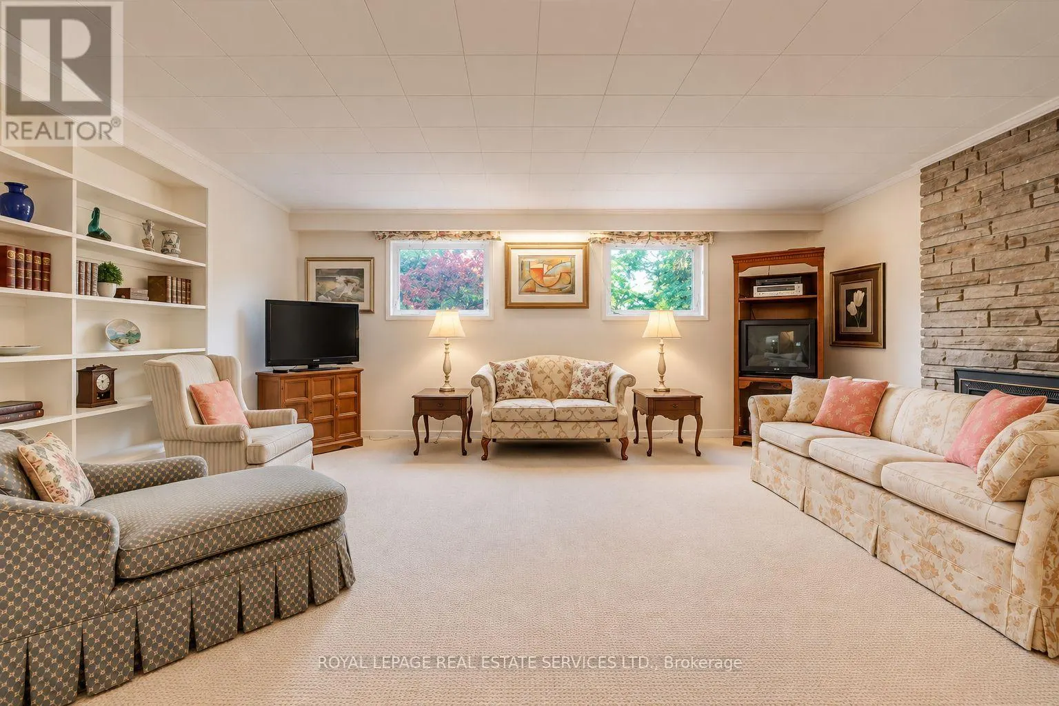 130 SOLINGATE DRIVE