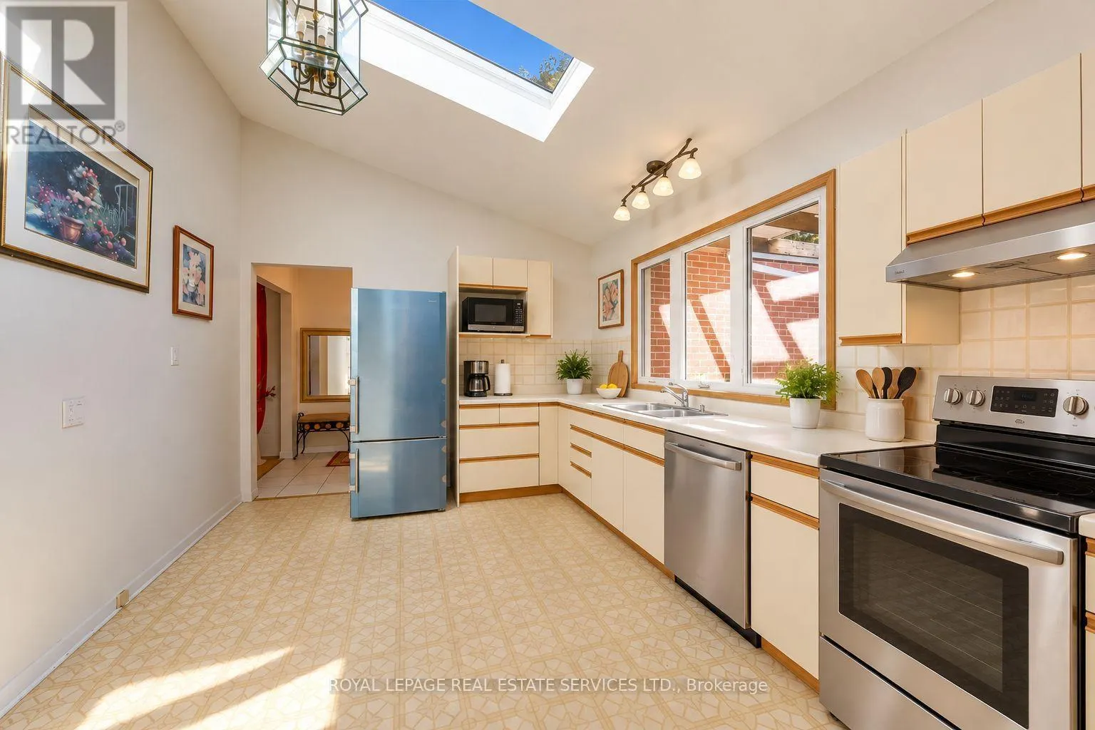130 SOLINGATE DRIVE