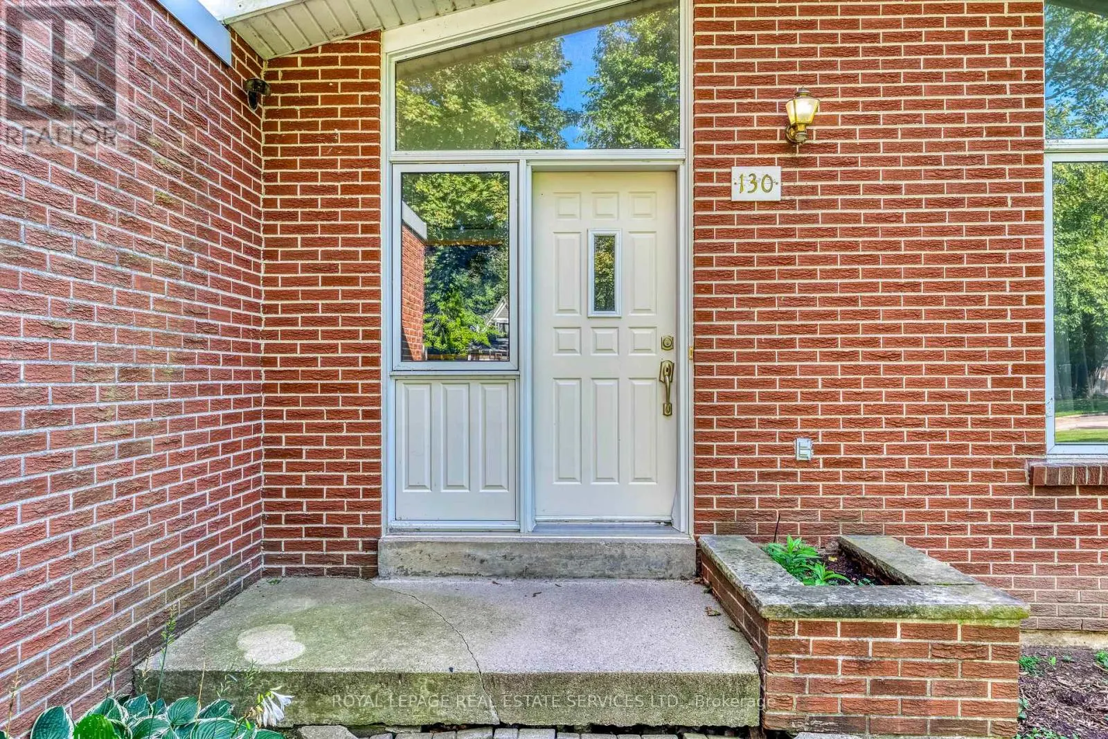130 SOLINGATE DRIVE
