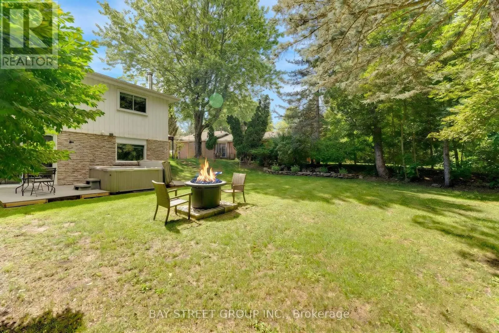 2283 DEVON ROAD