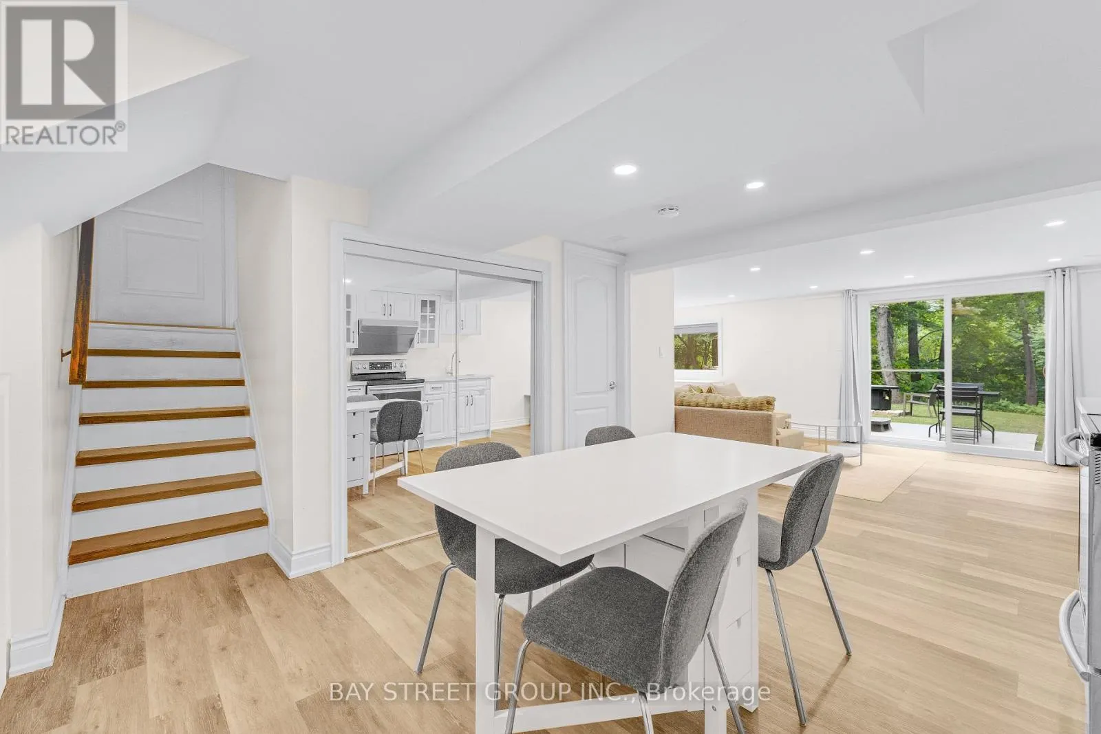 2283 DEVON ROAD