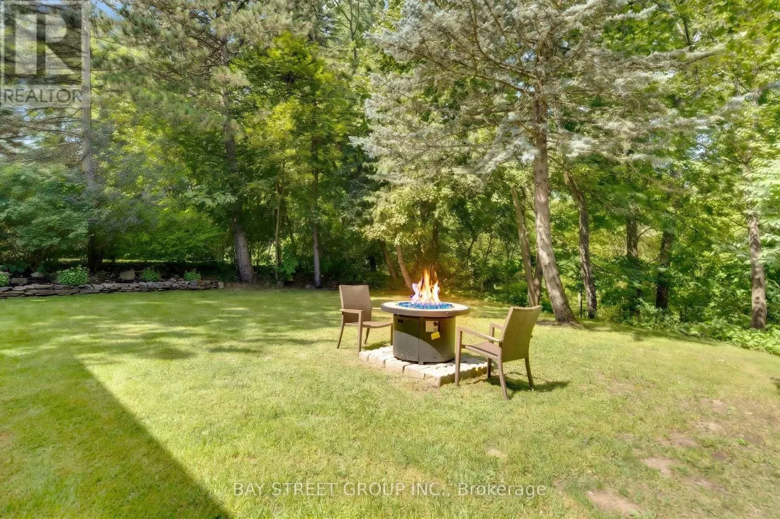 2283 DEVON ROAD