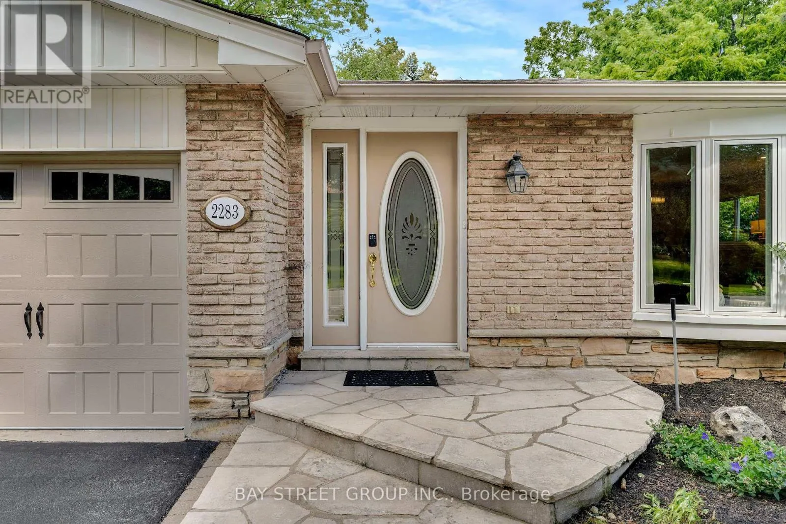 2283 DEVON ROAD