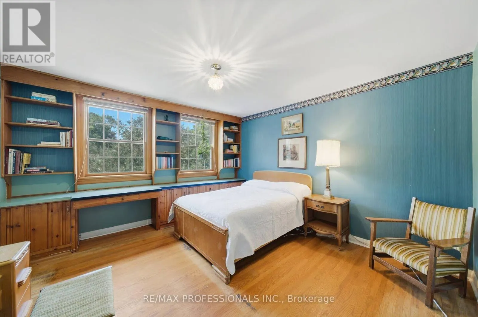 15 HARTFIELD COURT
