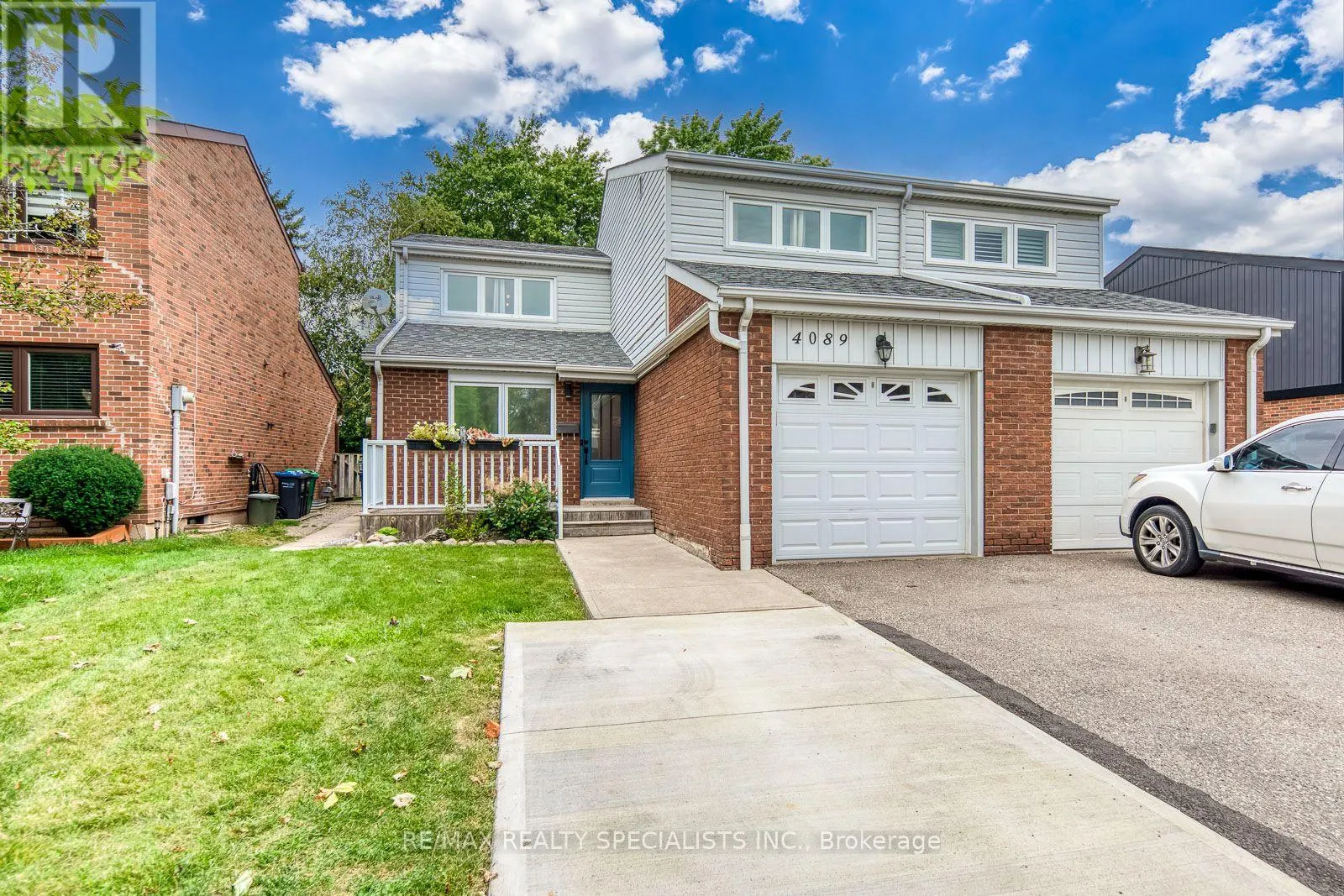 4089 BARBICAN DRIVE