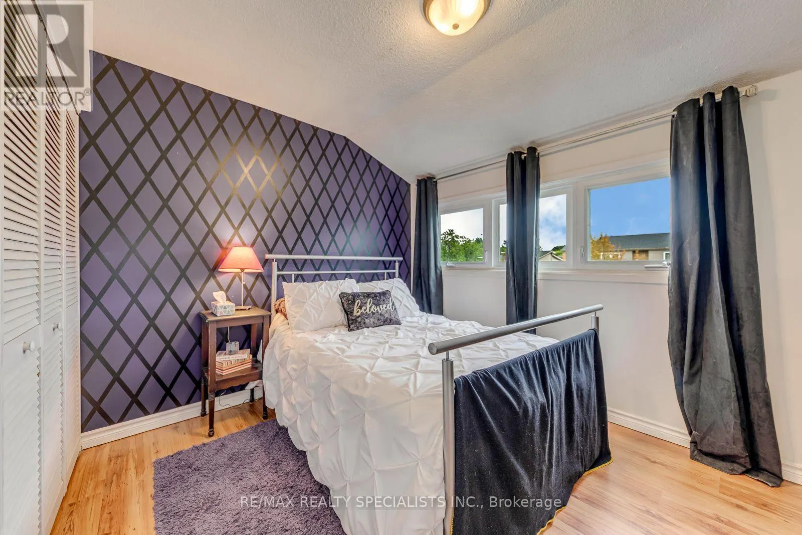 4089 BARBICAN DRIVE