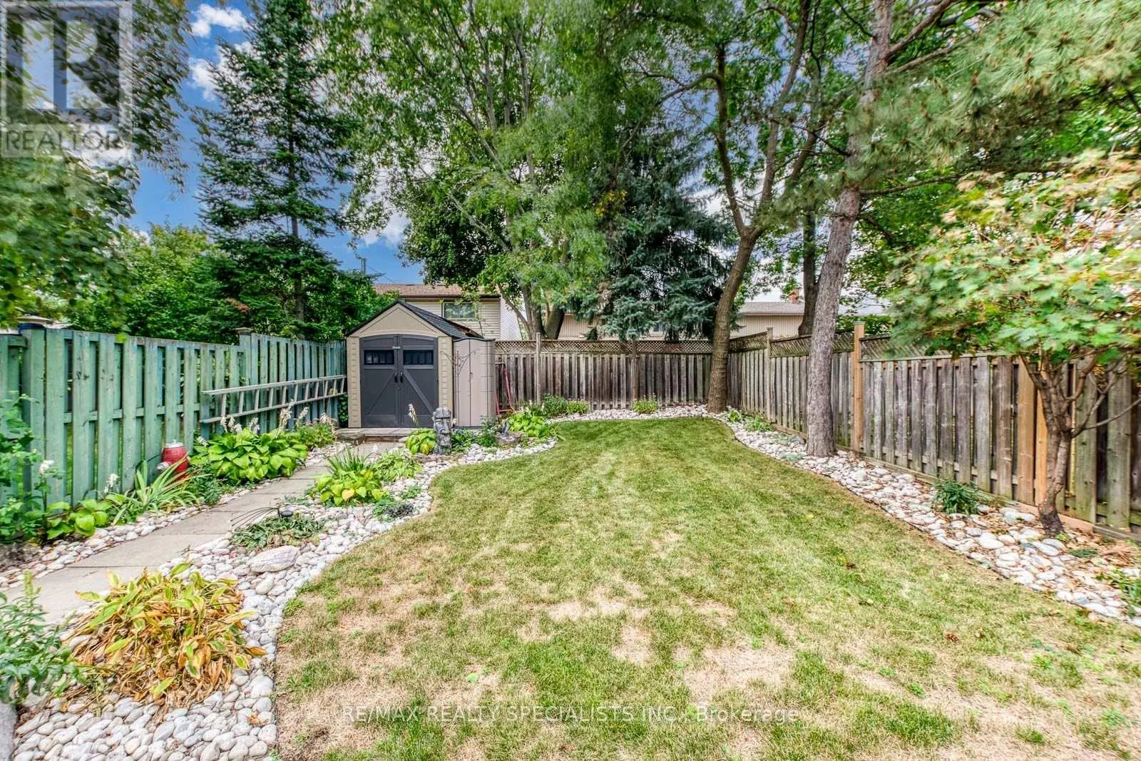 4089 BARBICAN DRIVE