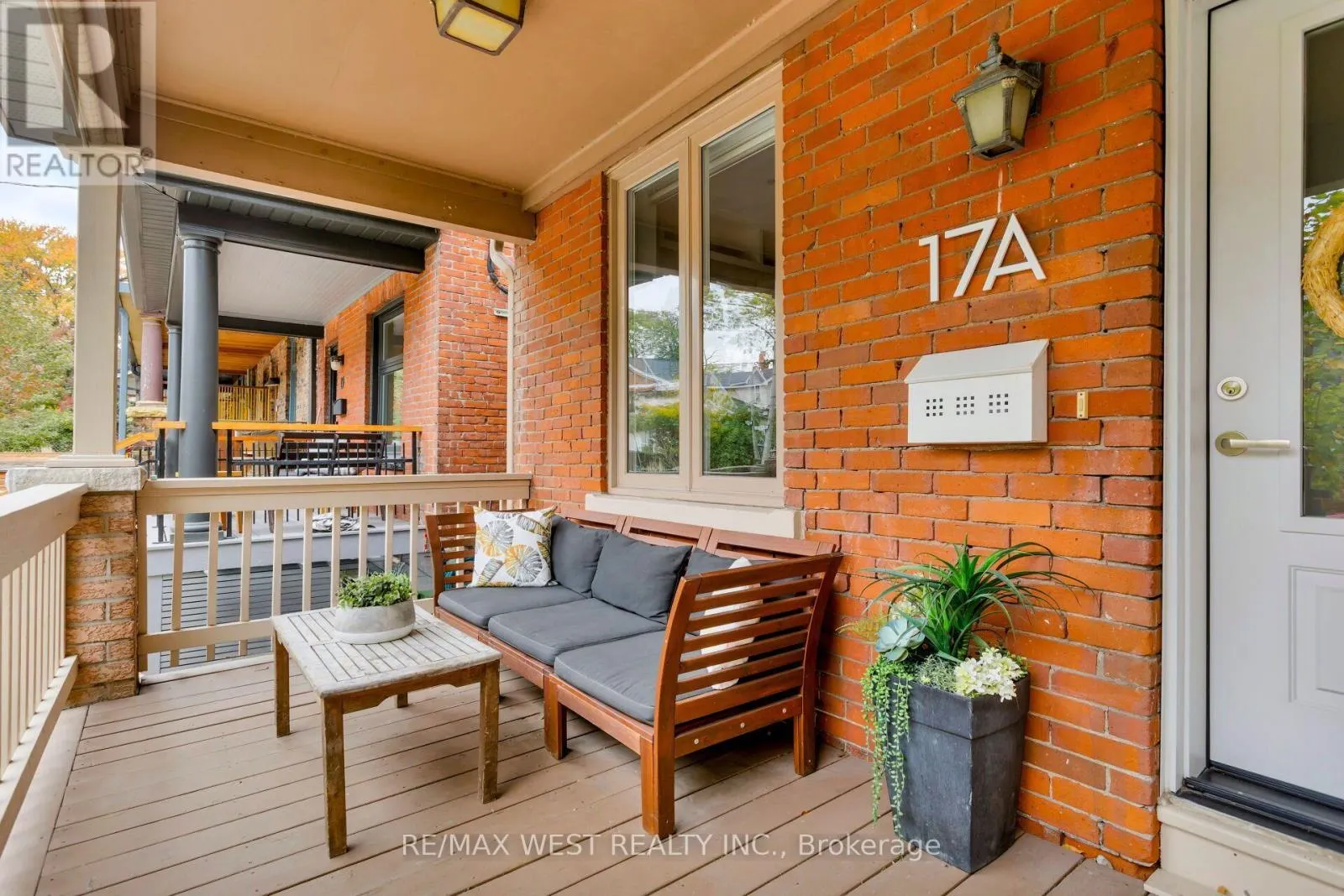17A COWAN AVENUE
