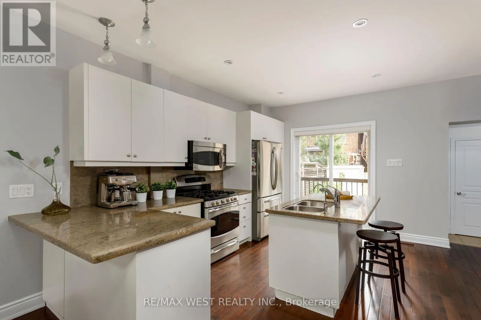17A COWAN AVENUE