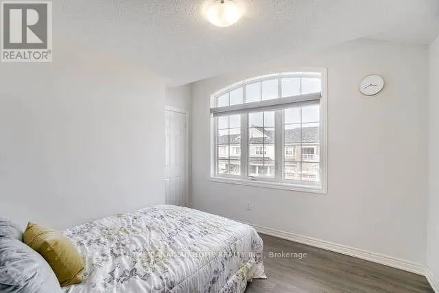 1528 CARR LANDING
