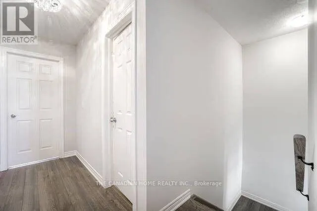 1528 CARR LANDING
