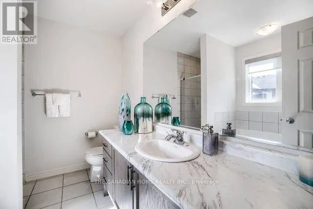 1528 CARR LANDING