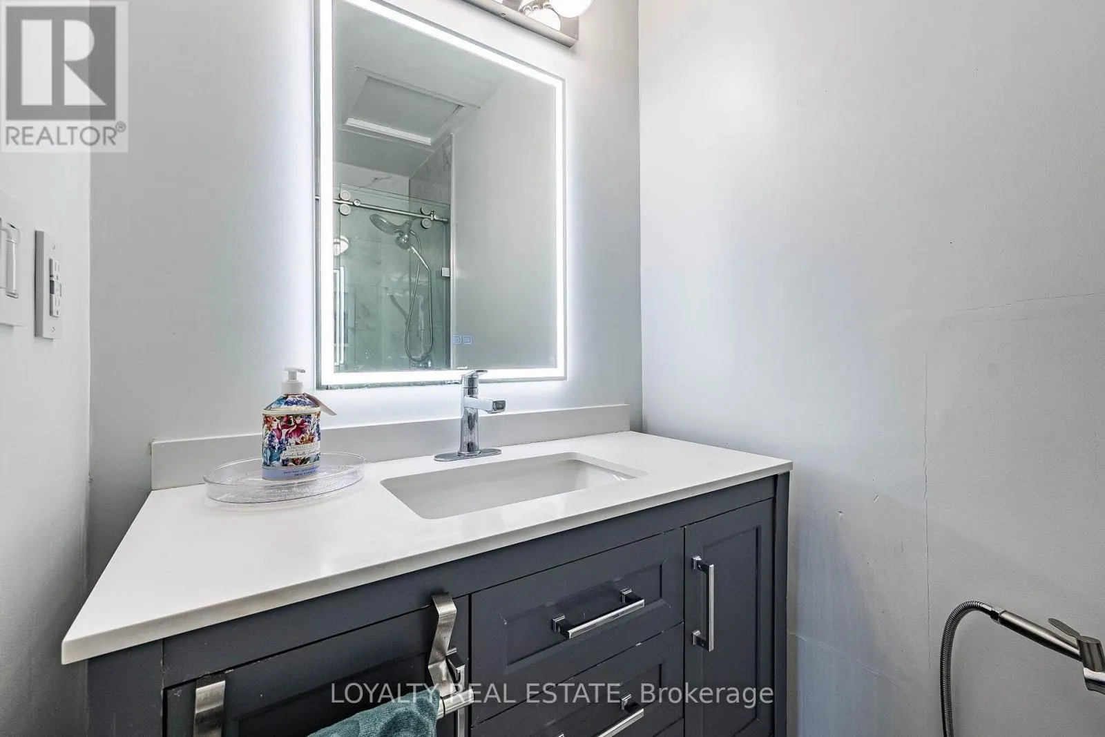 52 NEWCASTLE CRESCENT