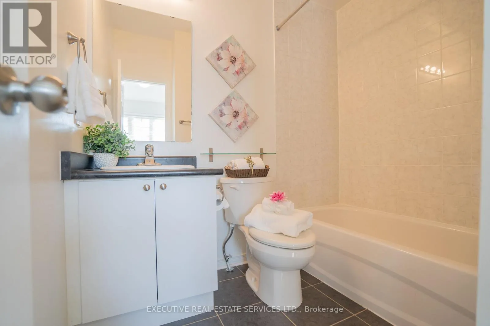 10 - 180 HOWDEN BOULEVARD