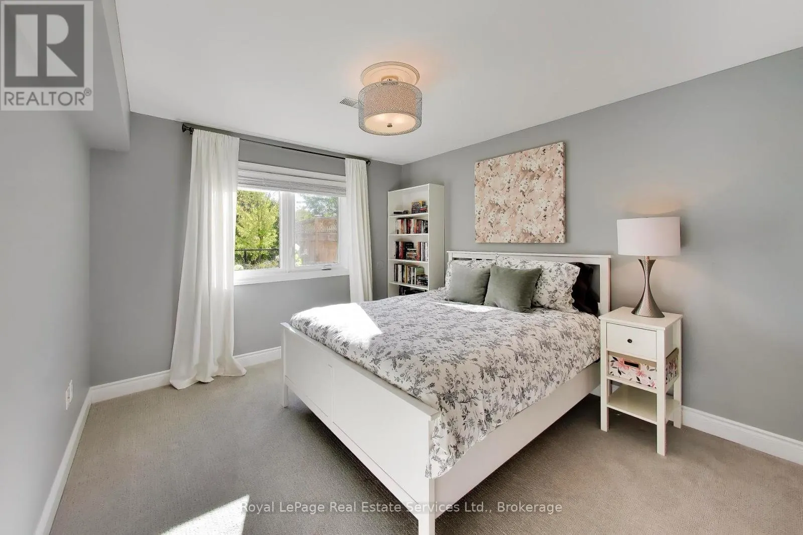 29 - 4241 SARAZEN DRIVE #29