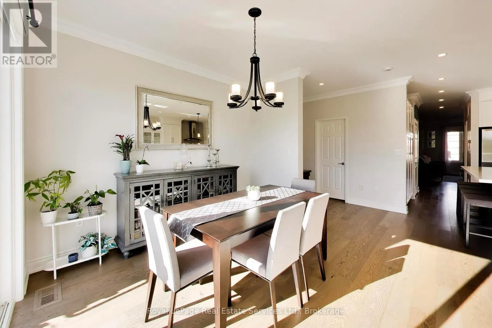 29 - 4241 SARAZEN DRIVE #29