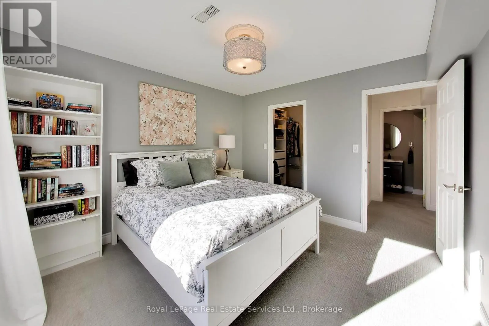 29 - 4241 SARAZEN DRIVE #29
