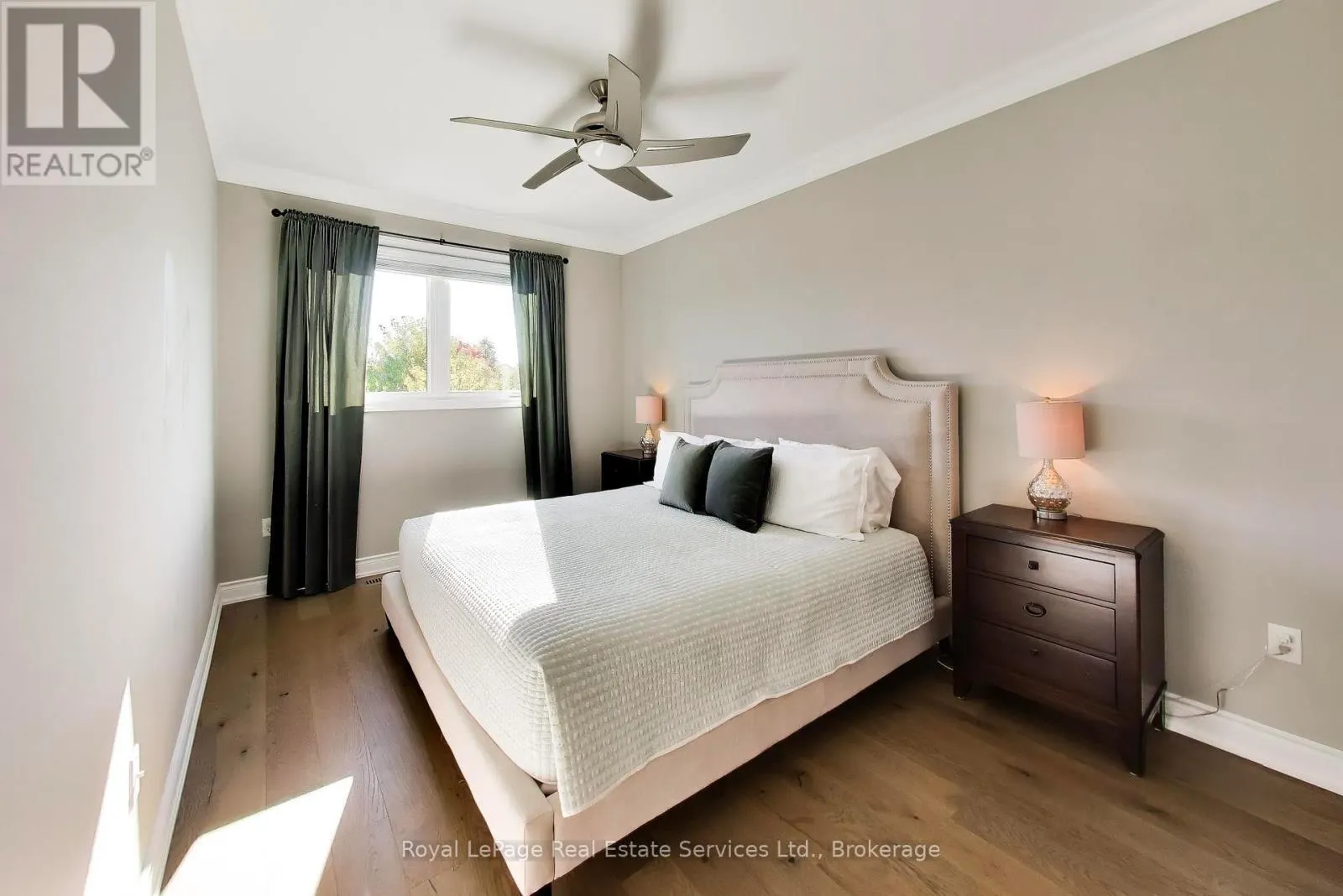 29 - 4241 SARAZEN DRIVE #29