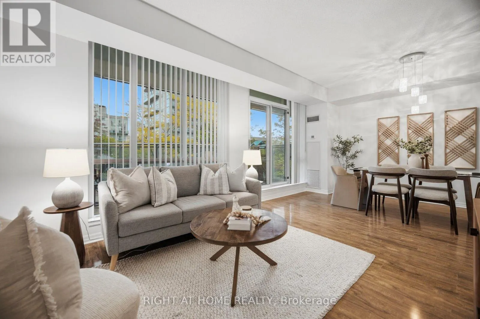 604 - 3939 DUKE OF YORK BOULEVARD