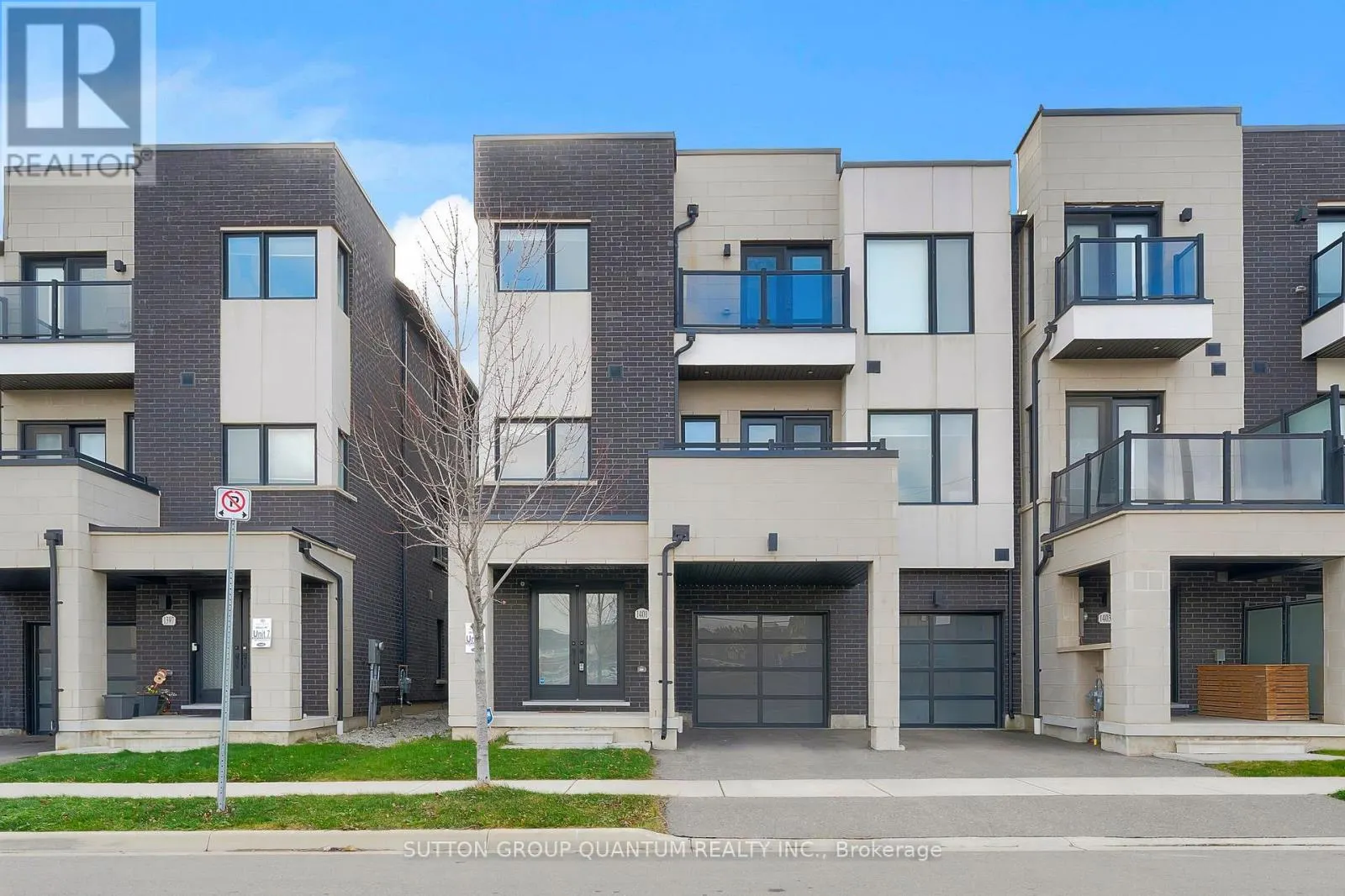 1401 CLARRIAGE COURT