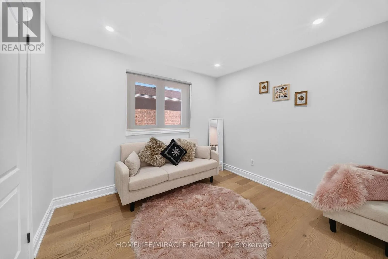 3034 RUNCORN ROW