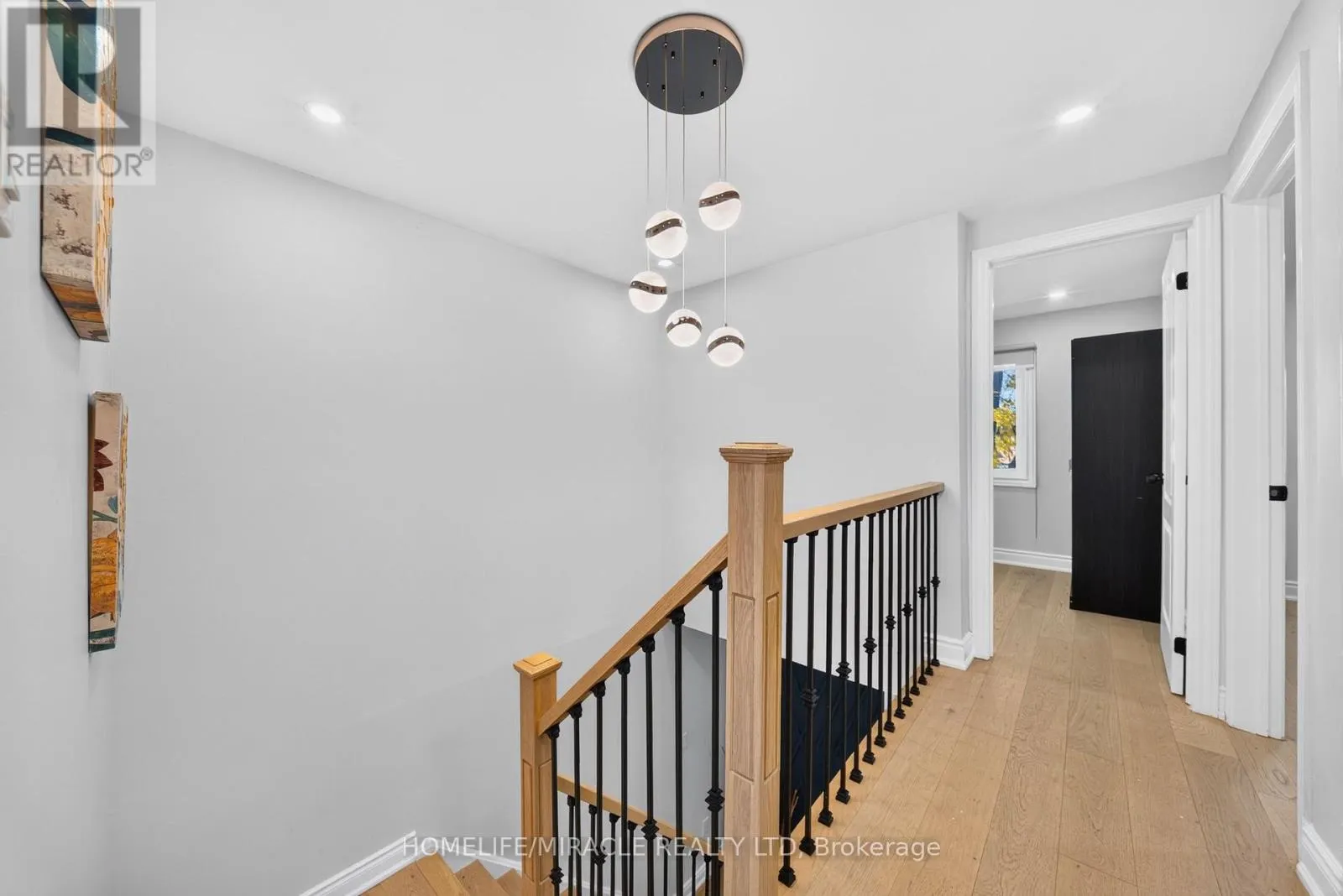 3034 RUNCORN ROW