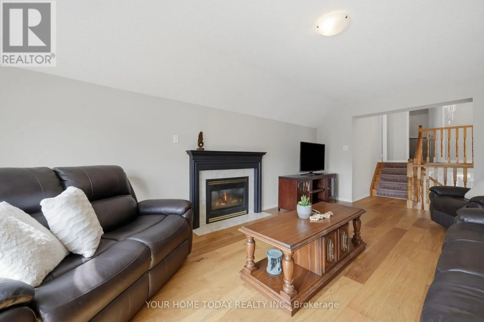 58 CHESTER CRESCENT