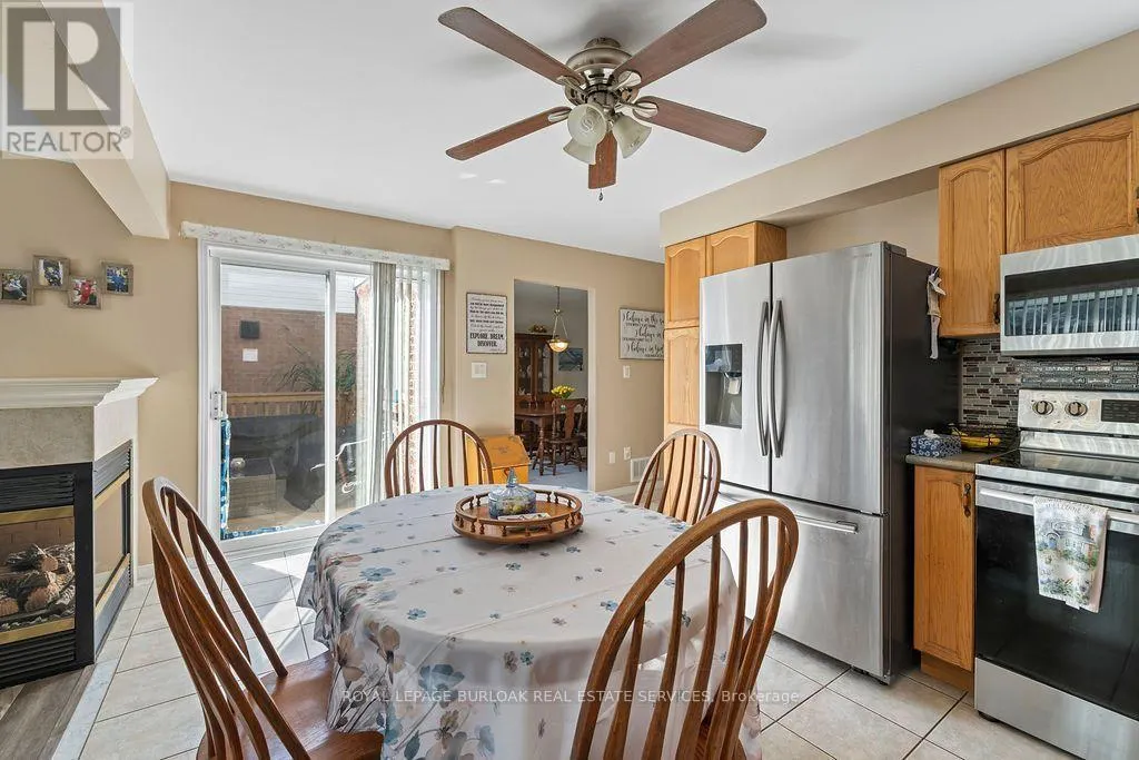 4114 PINCAY OAKS LANE