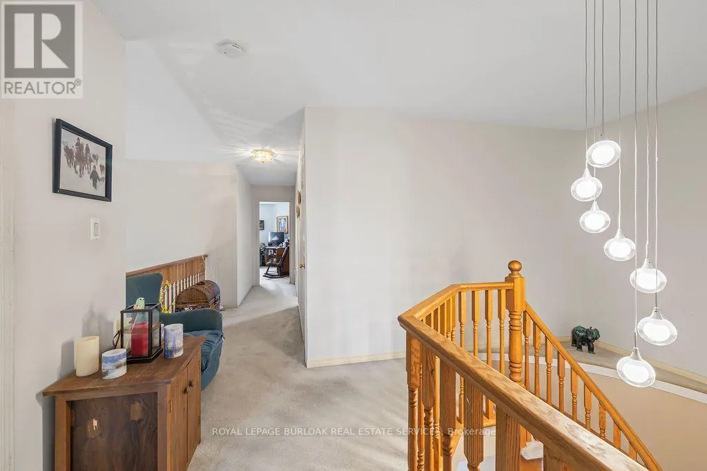 4114 PINCAY OAKS LANE