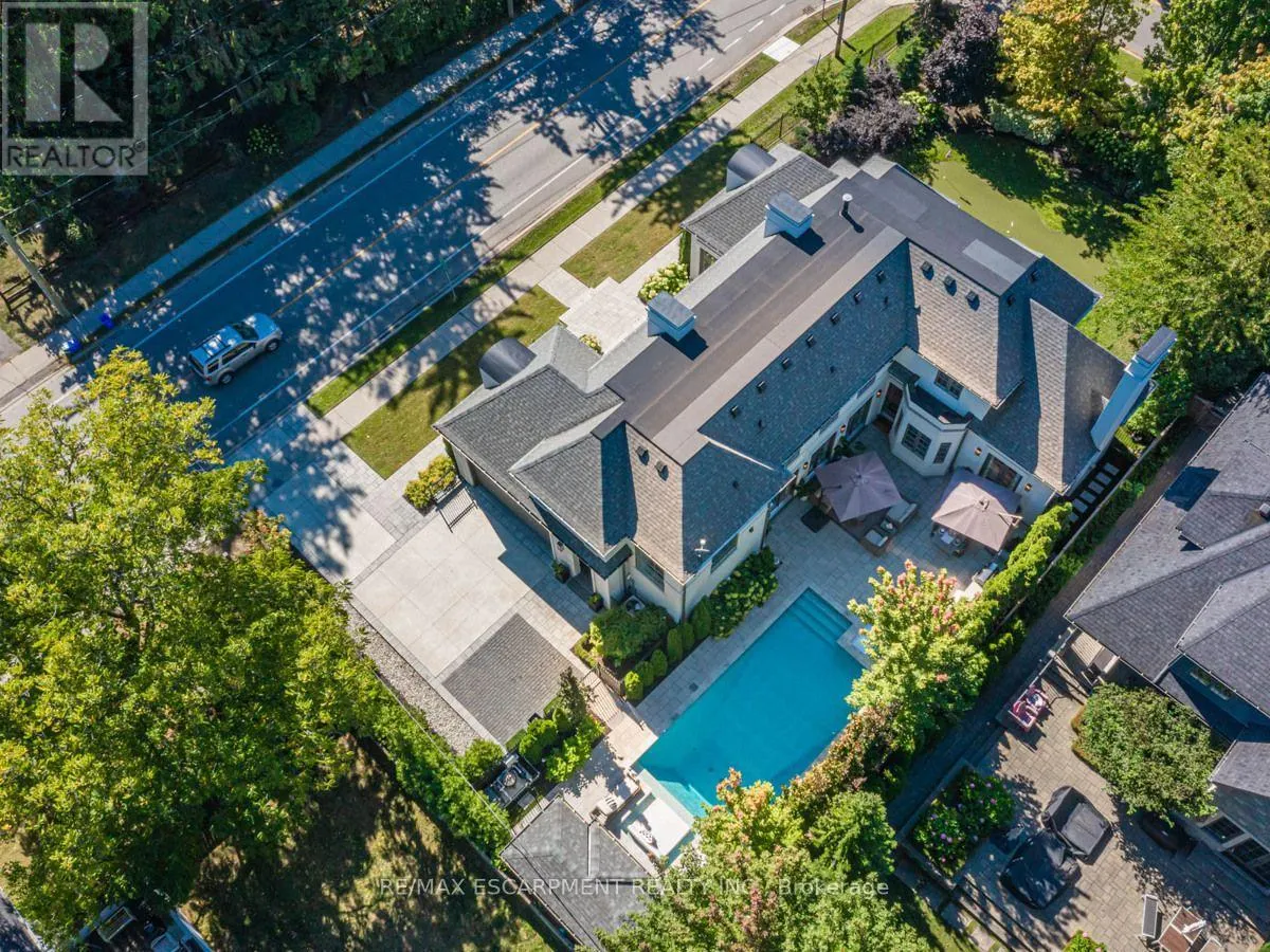 393 MAPLE GROVE DRIVE
