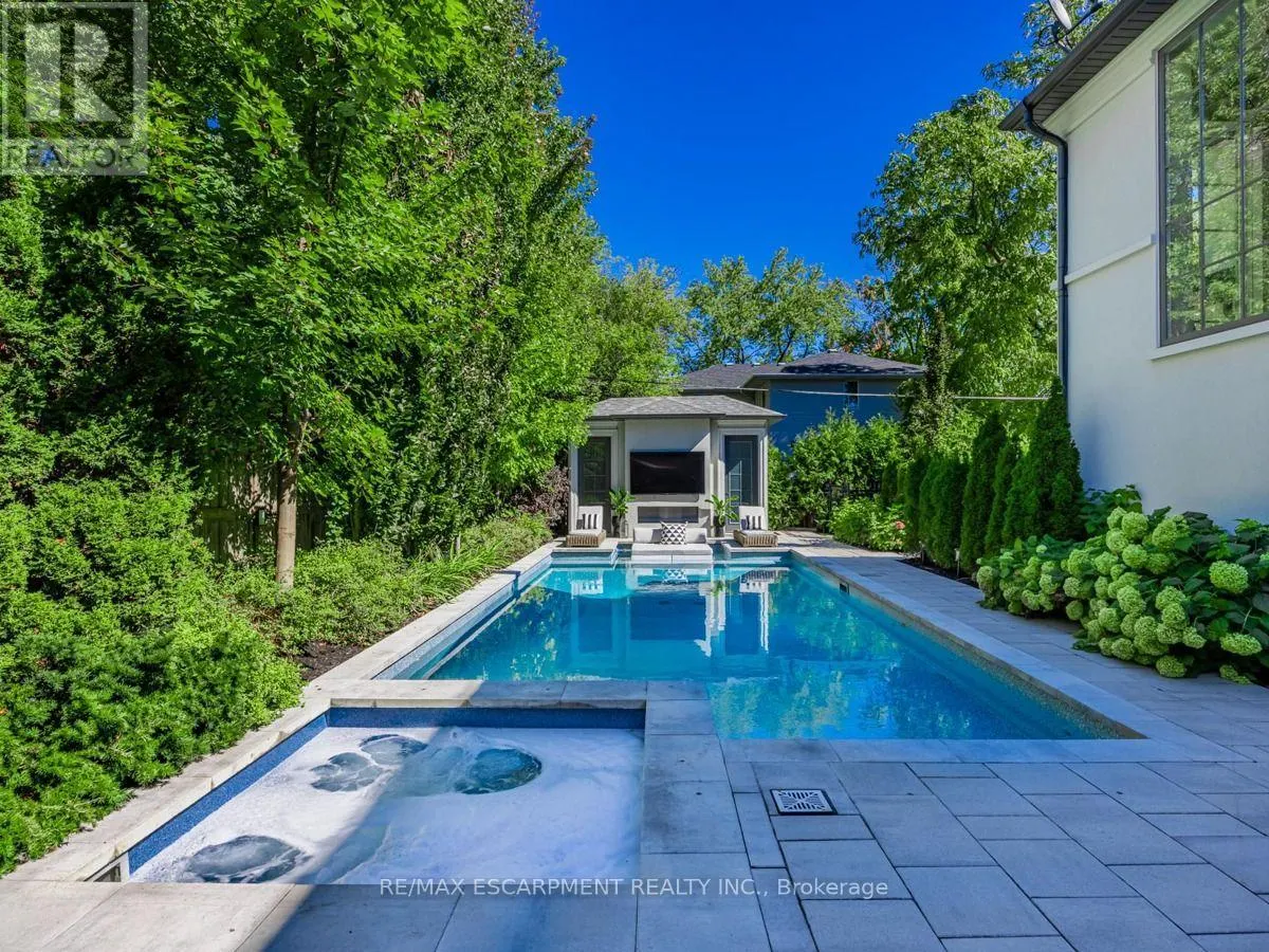 393 MAPLE GROVE DRIVE