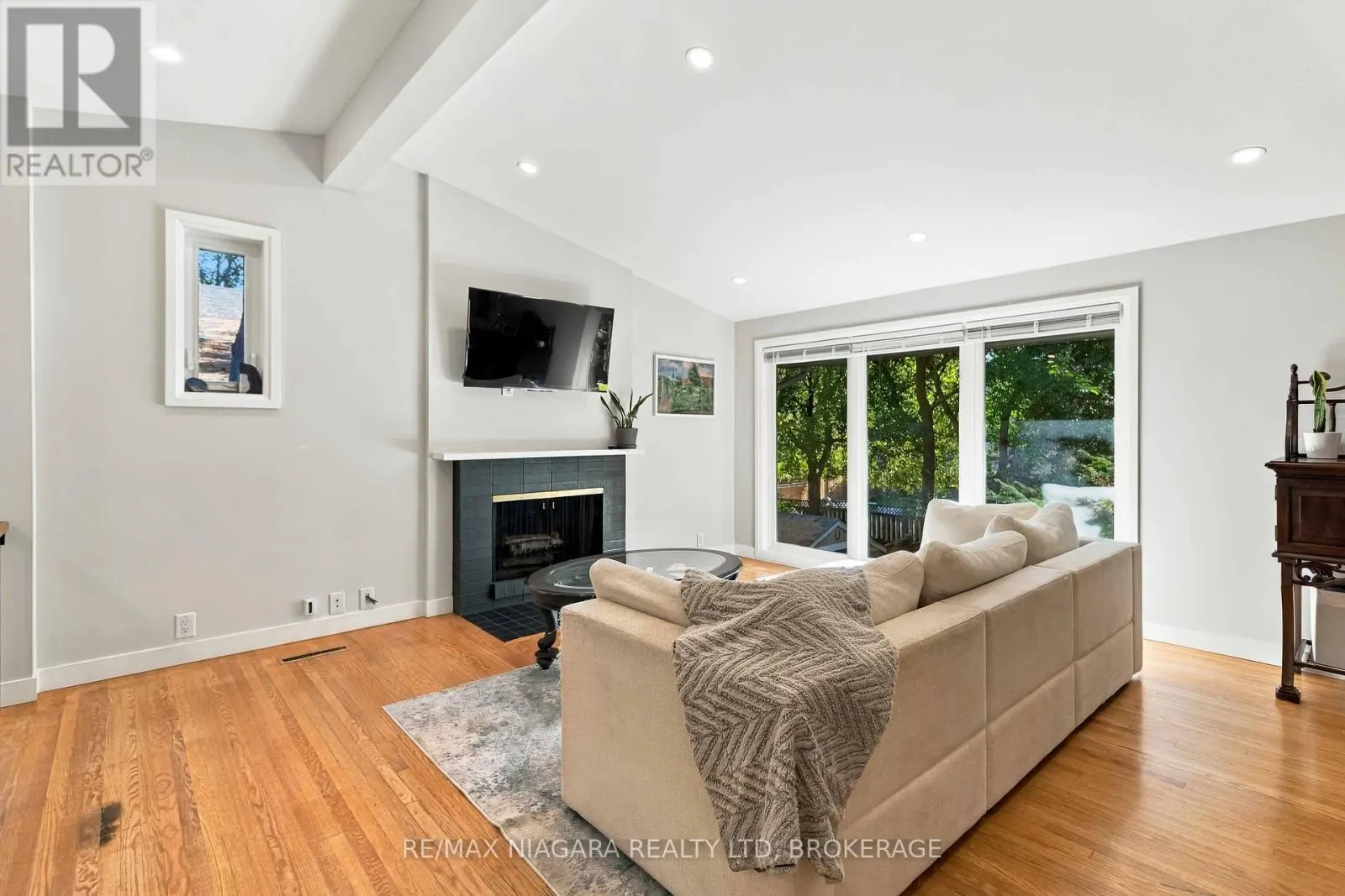 MAIN - 1852 TRUSCOTT DRIVE #Main
