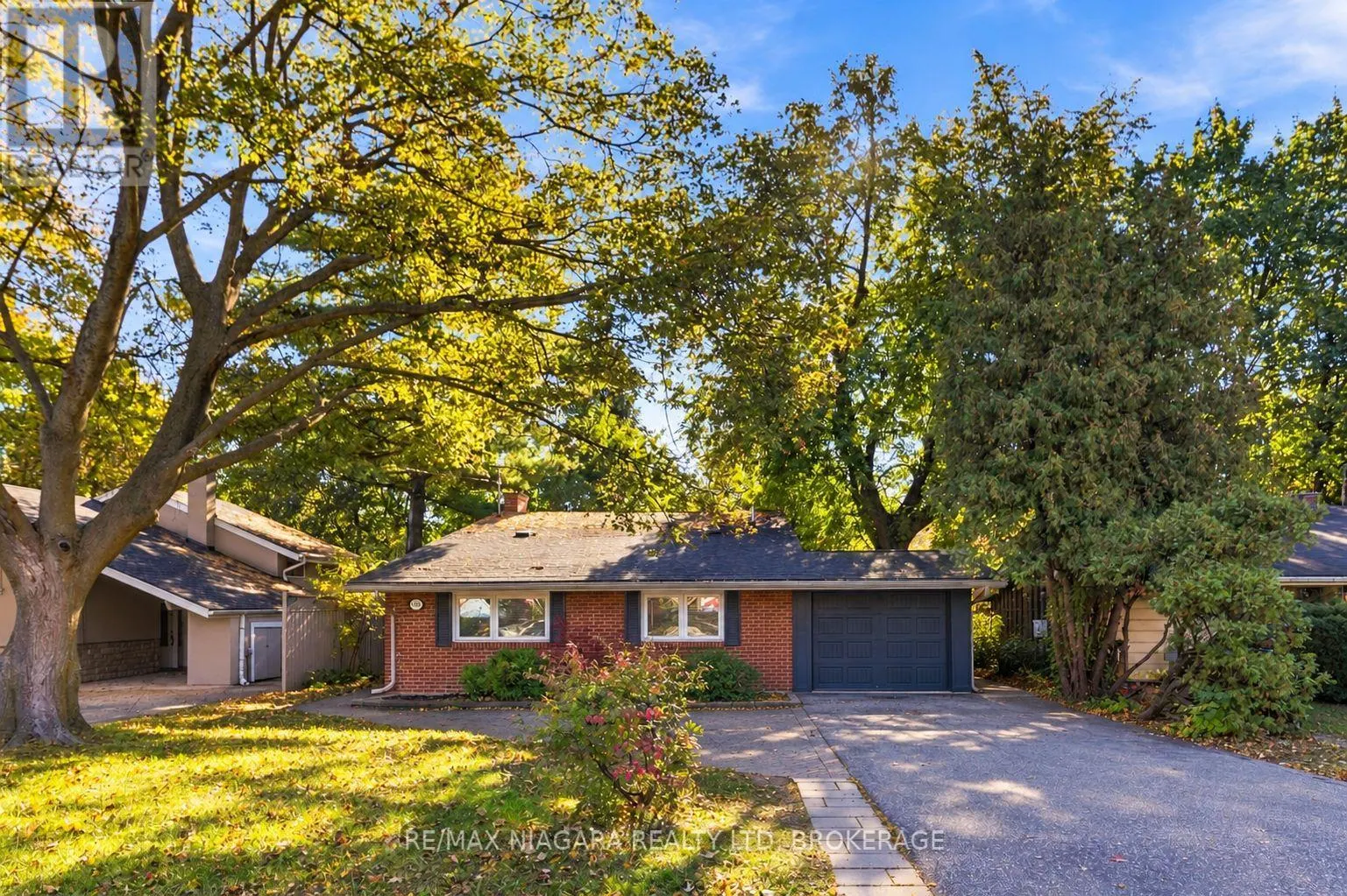 MAIN - 1852 TRUSCOTT DRIVE #Main