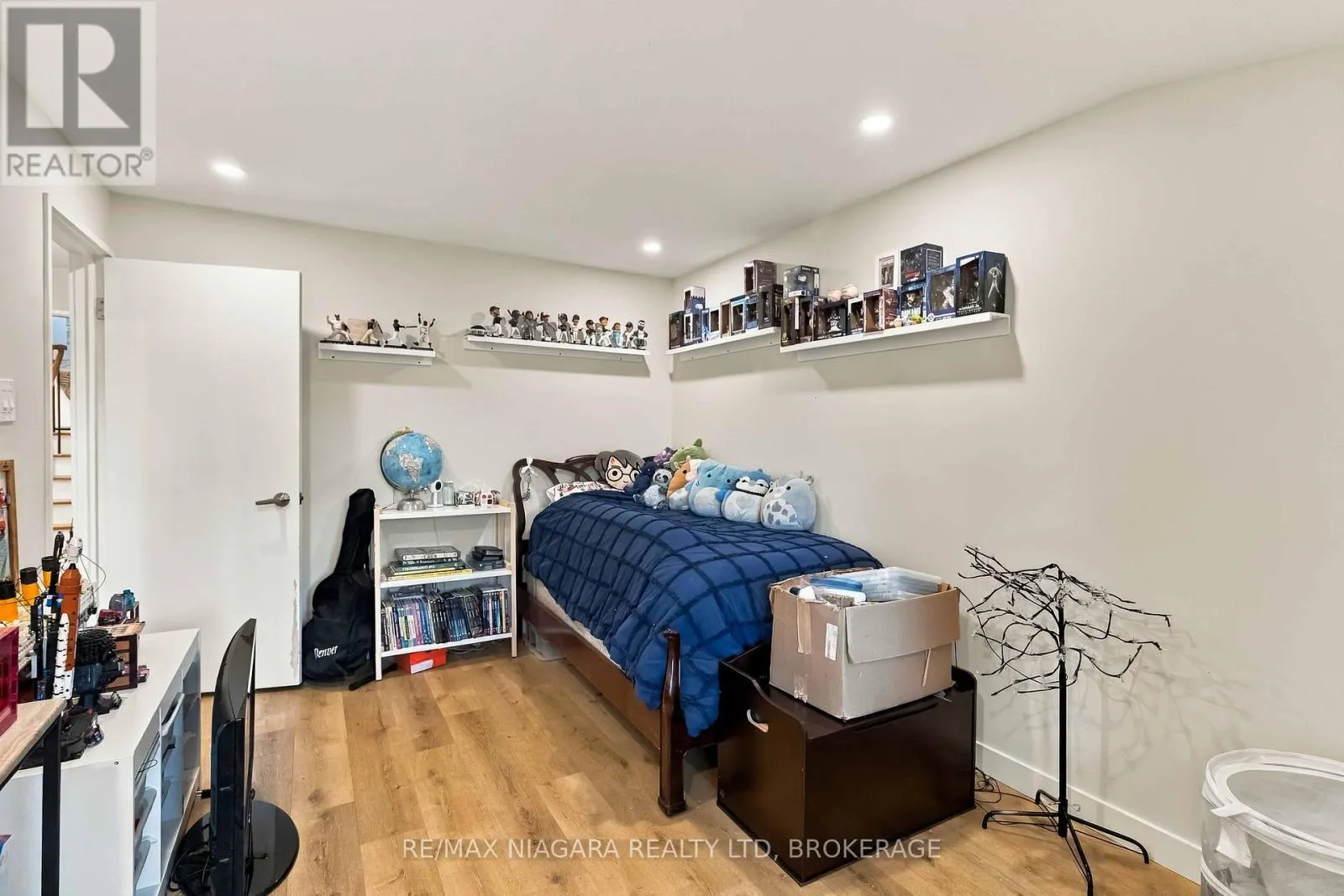 MAIN - 1852 TRUSCOTT DRIVE #Main