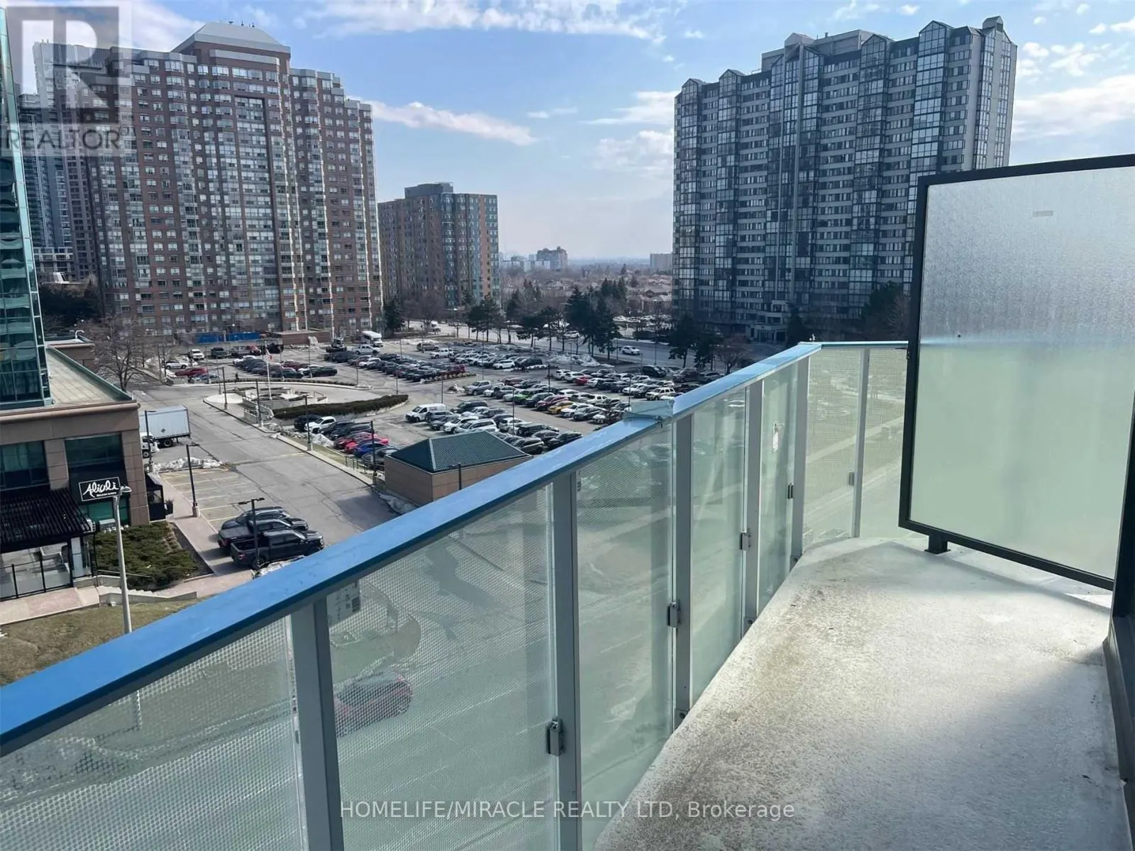 523 - 3900 CONFEDERATION PARKWAY