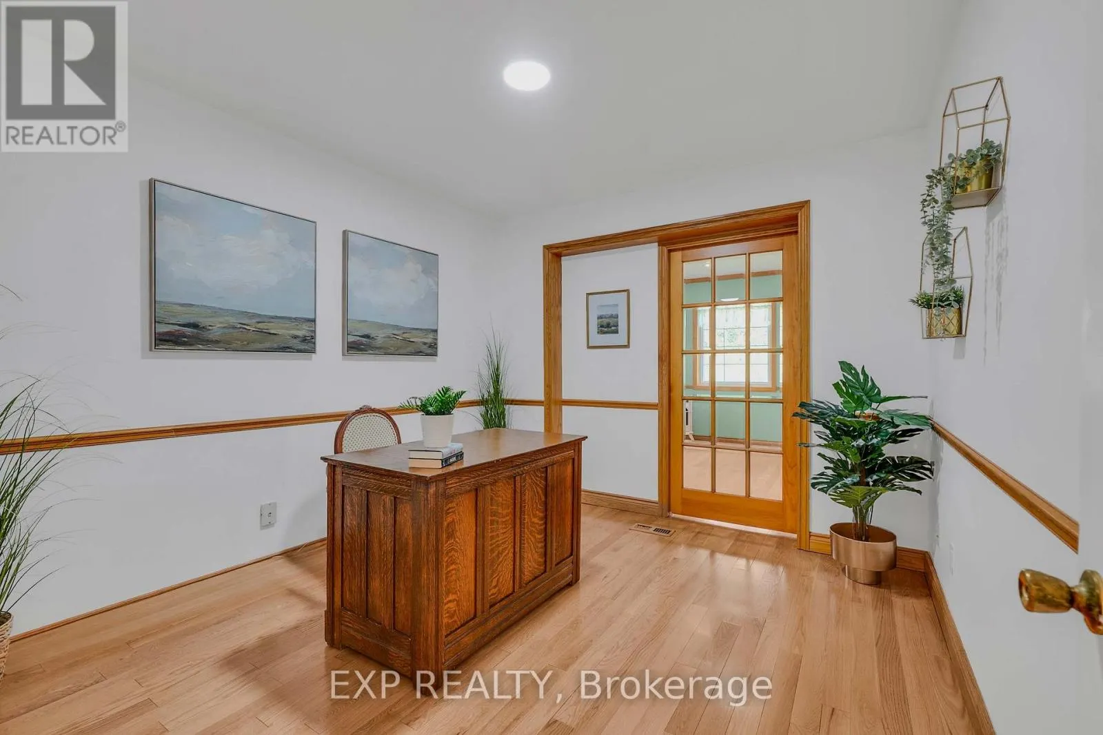 6 JARDINE PLACE