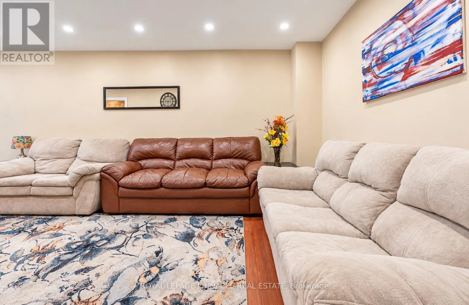 88 FLEETWOOD CRESCENT