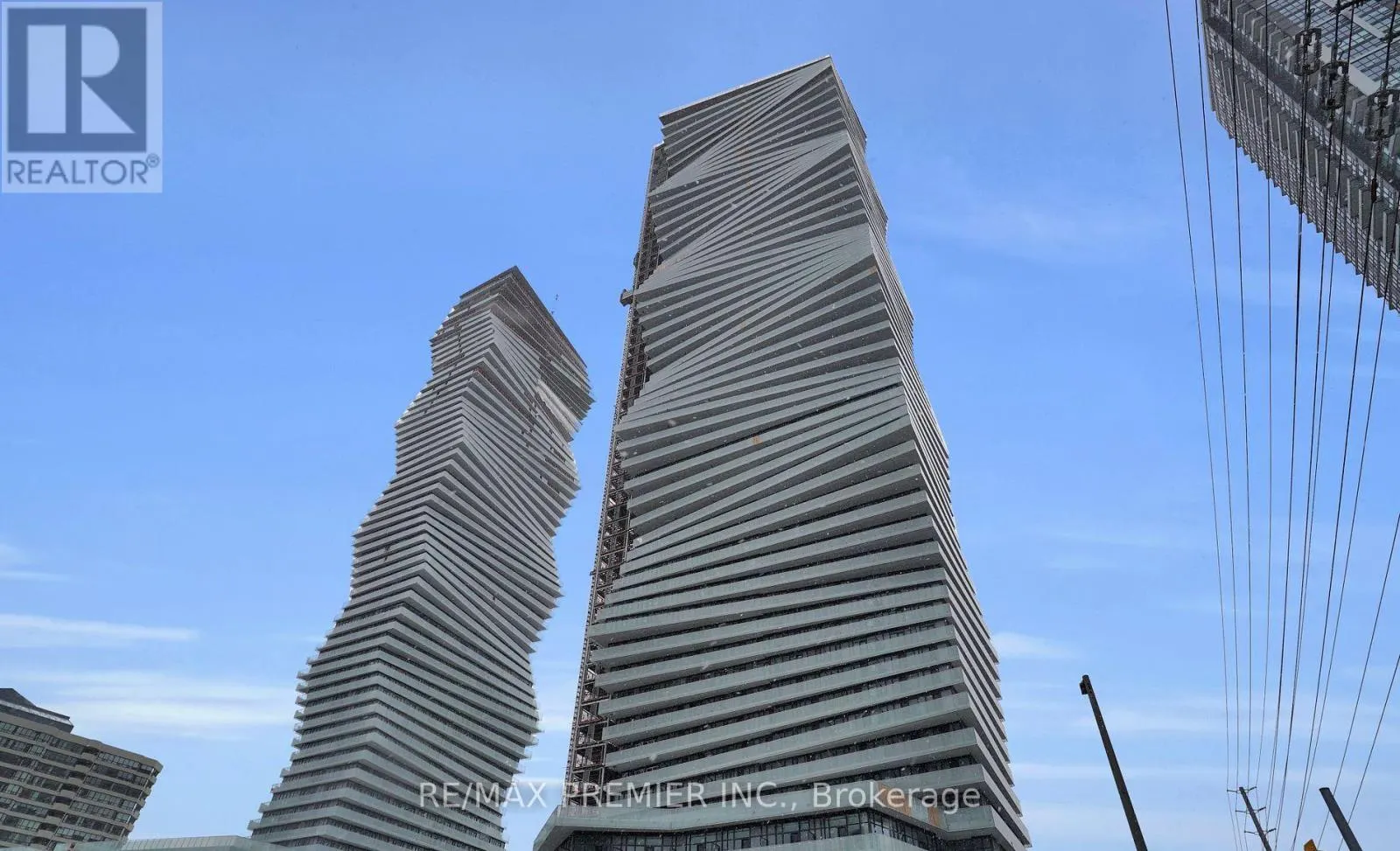 225 - 3900 CONFEDERATION PARKWAY