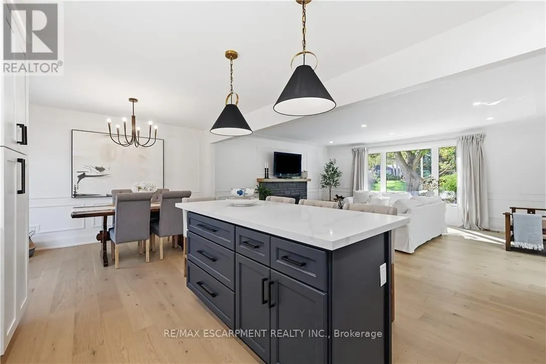 869 CONDOR DRIVE